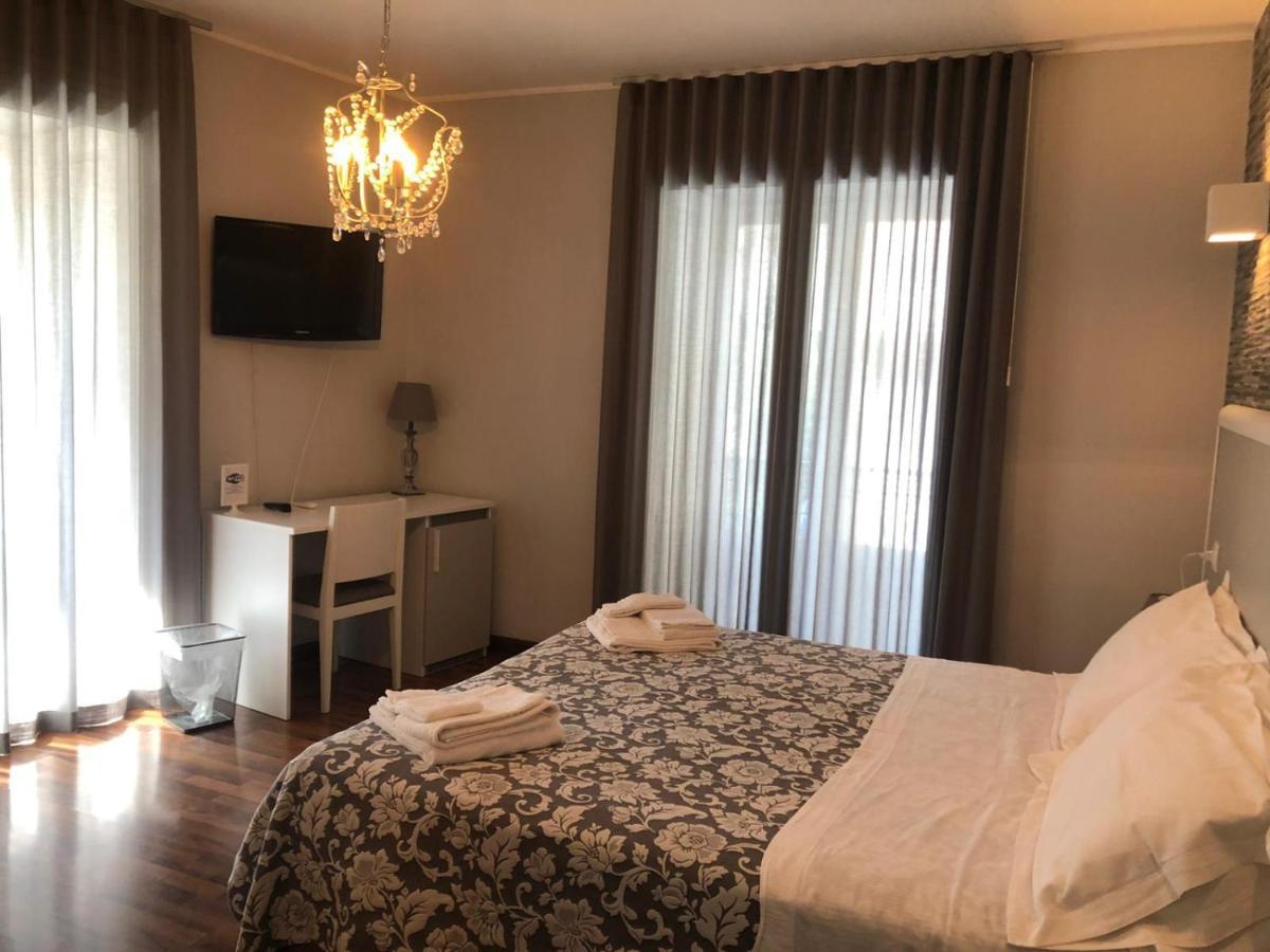 B&B Elios Rooms Catania Luaran gambar