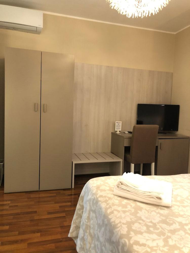 B&B Elios Rooms Catania Luaran gambar